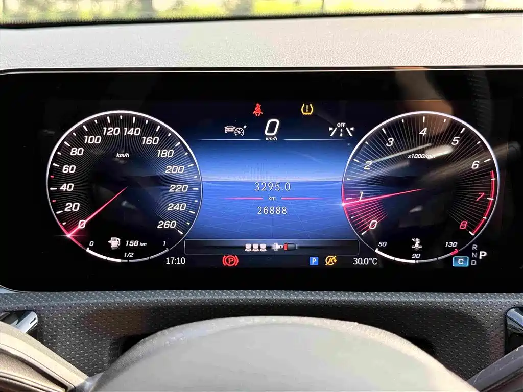 Mercedes-Benz A-Class 2024 — фото 19