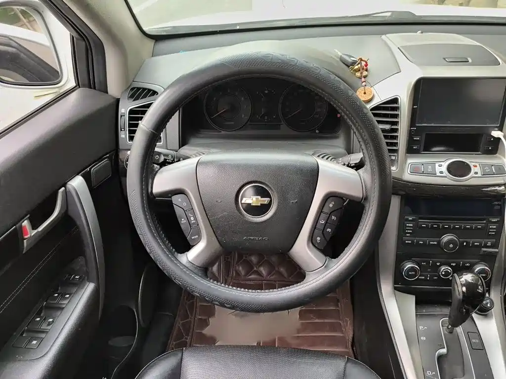 Chevrolet Captiva 2015 — фото 3