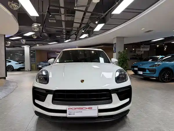 Porsche Macan 2023