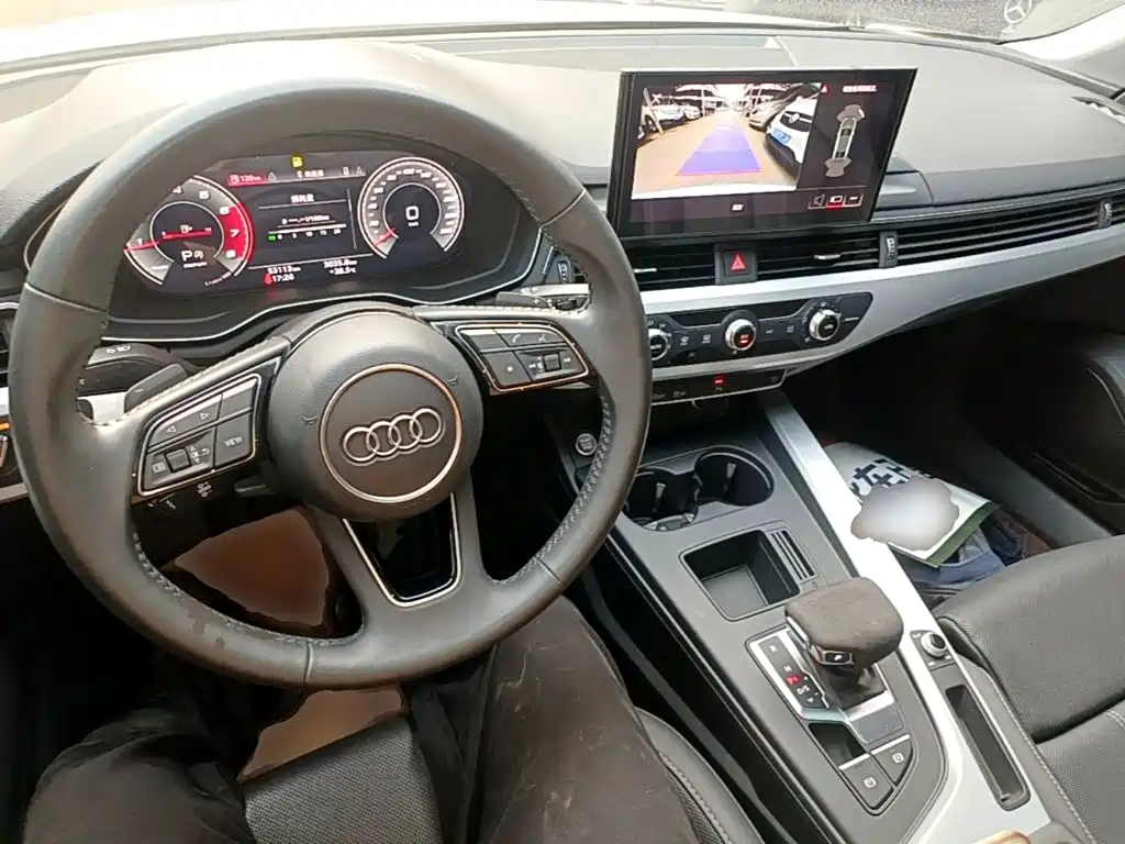 Audi A4L 2021 — фото 10
