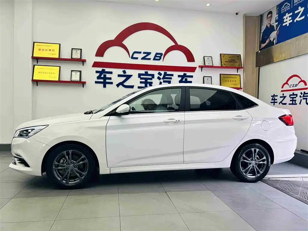 Changan Eado DT 2020 — фото 4