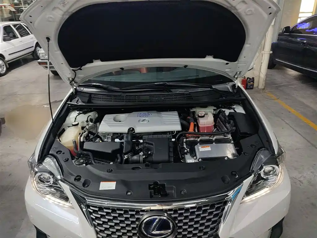 Lexus CT 2020 — фото 16