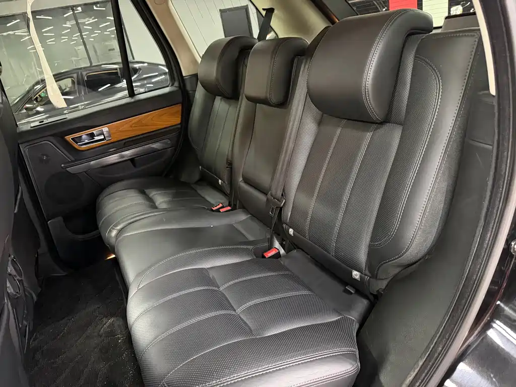 Land Rover Sport 2013 — фото 18