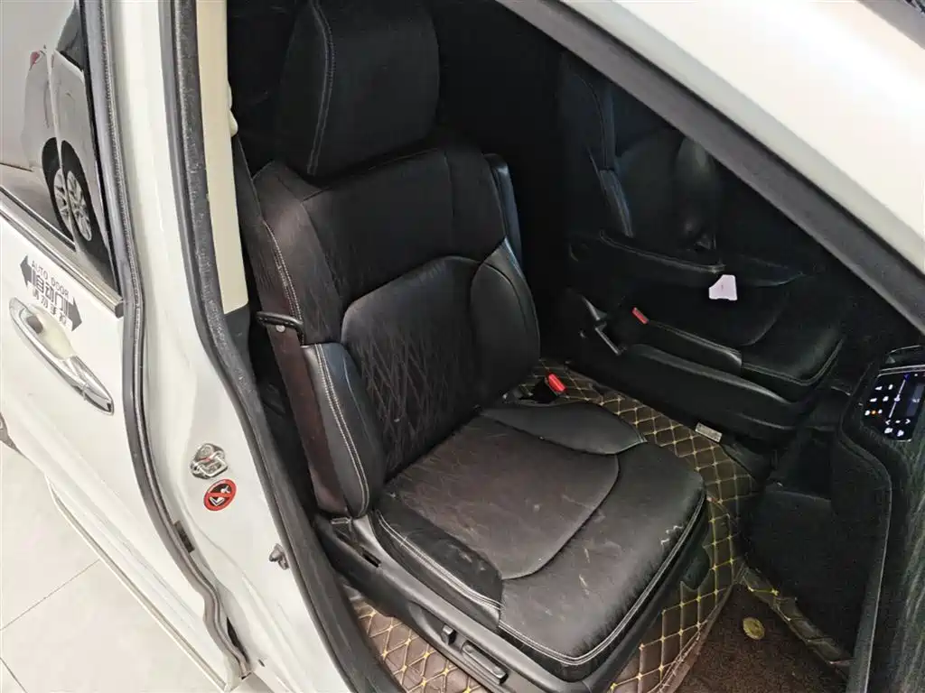 Honda Odyssey 2015 — фото 25