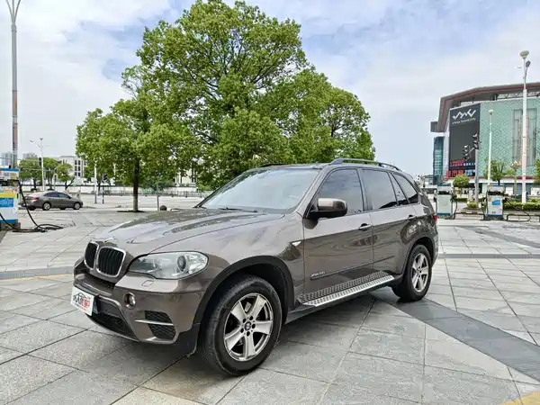 BMW X5 2011