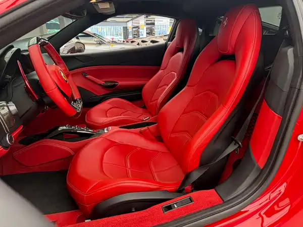 Ferrari 488 2018
