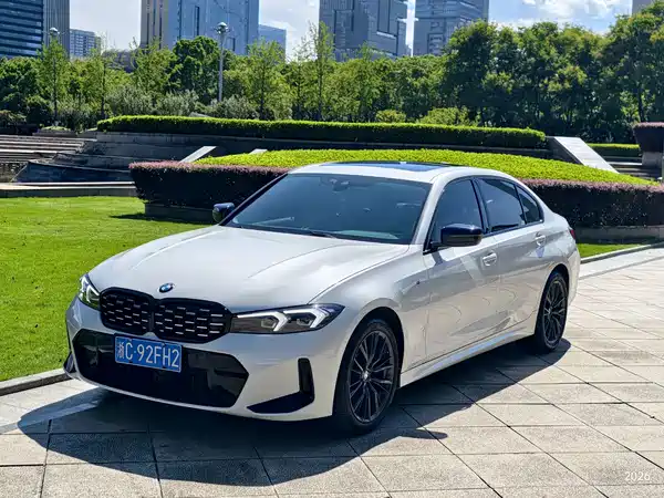 BMW 3 Series 2024