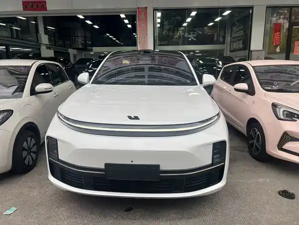 Li Auto L7 2023