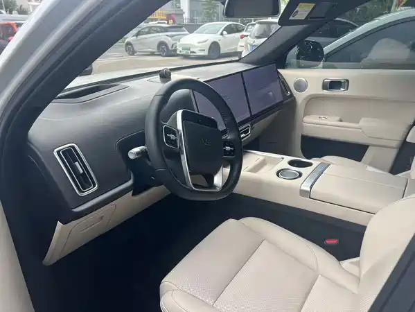 Li Auto L7 2023