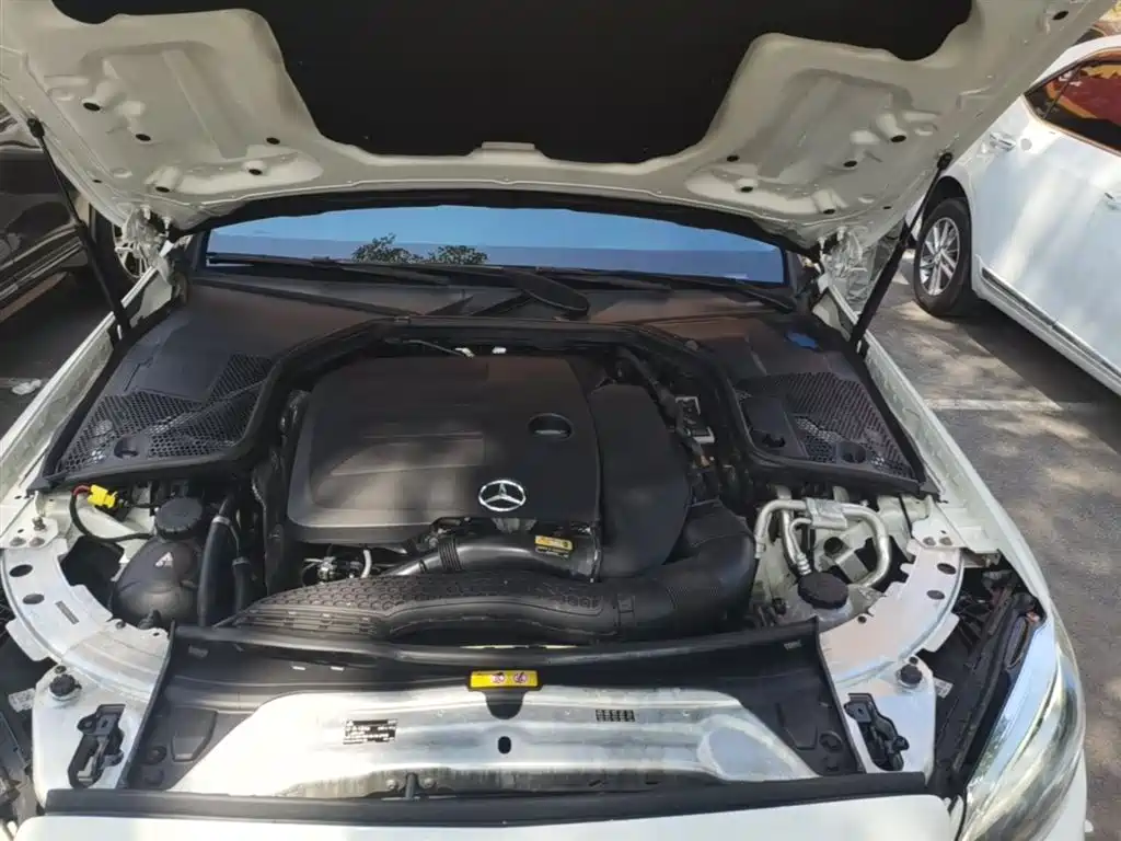 Mercedes-Benz C-Class 2020 — фото 19