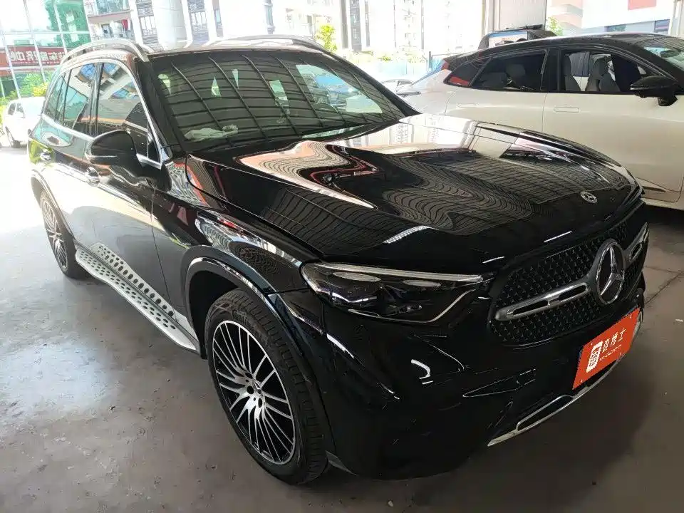 Mercedes-Benz GLC 2023
