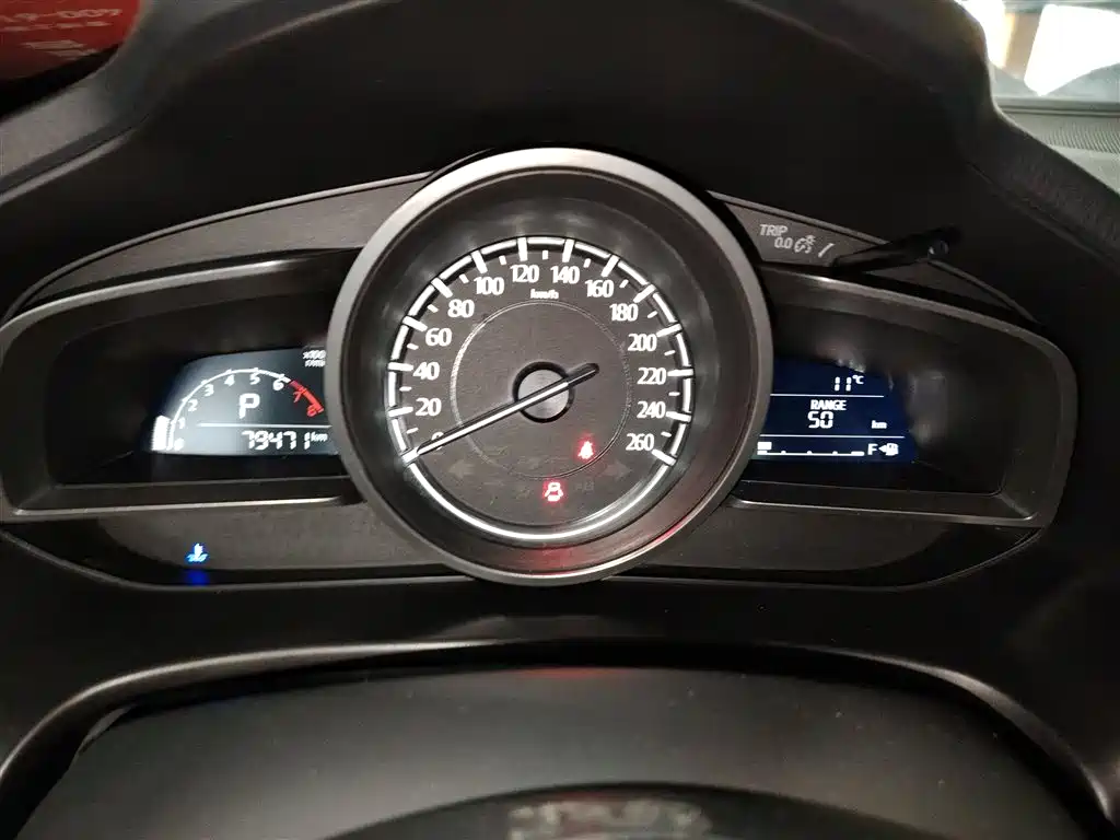 Mazda 3 Axela 2019 — фото 12