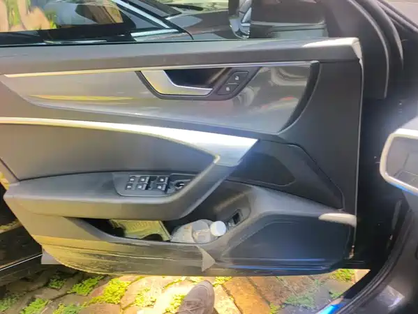 Audi A6L 2021