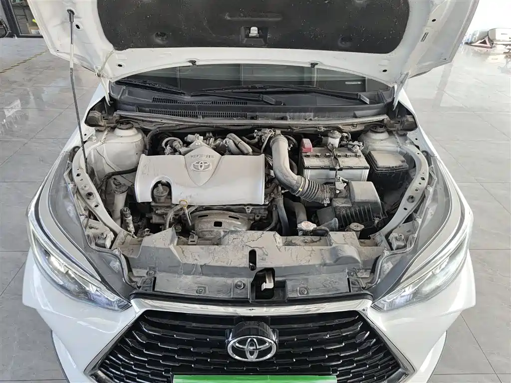Toyota Yaris L 2021 — фото 16