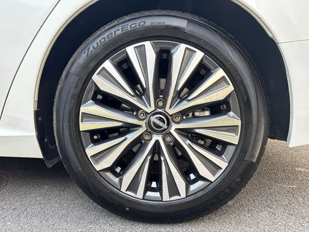 Nissan Teana 2023 — фото 15