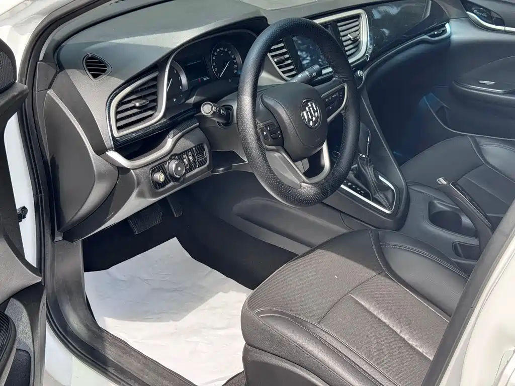 Buick Excelle 2022 — фото 10