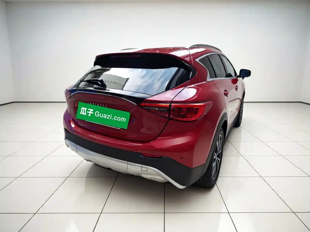 Infiniti QX30 2018