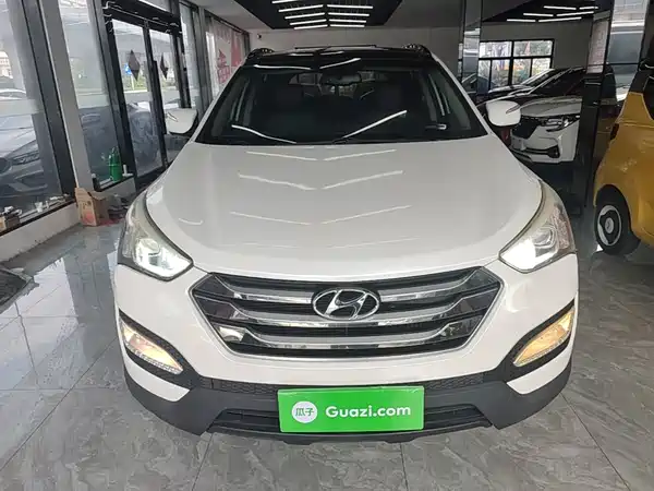 Hyundai Santa Fe 2016