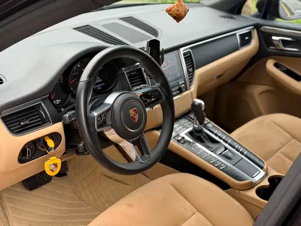 Porsche Macan 2018
