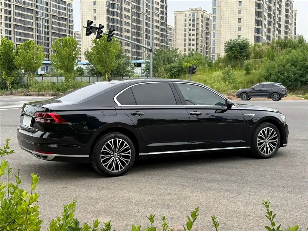 Volkswagen Phideon 2020 — фото 15