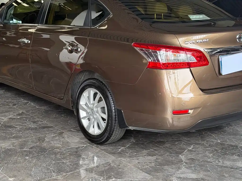 Nissan Sylphy 2012