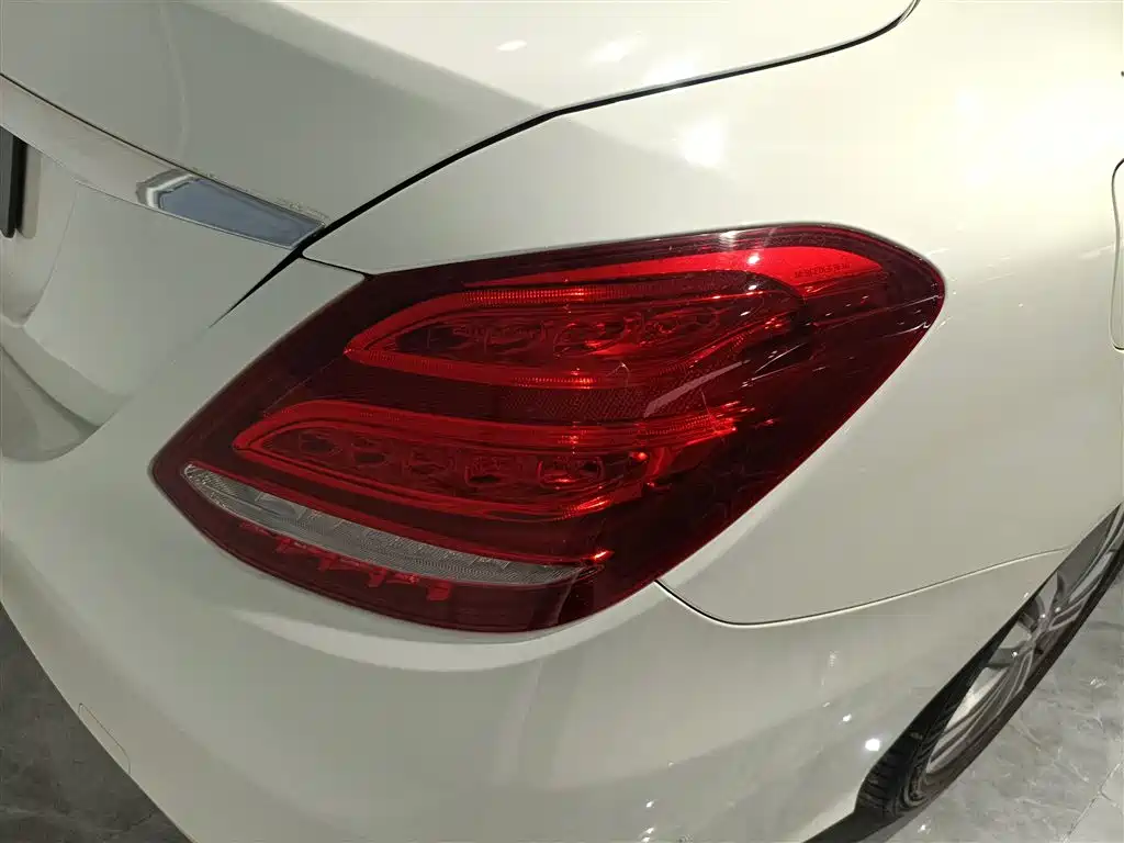 Mercedes-Benz C-Class 2018 — фото 8