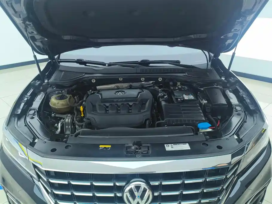 Volkswagen Passat 2020 — фото 10
