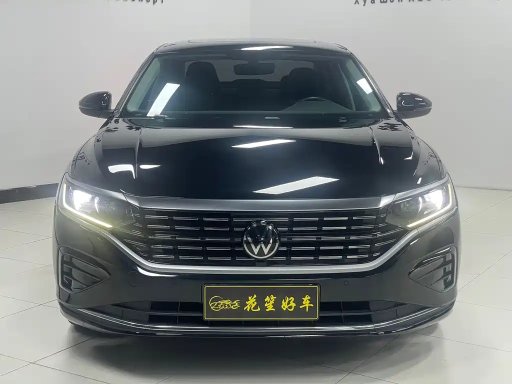 Volkswagen Passat 2023 — фото 3