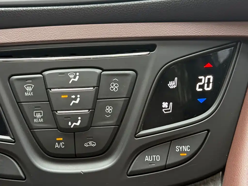 Buick Envision Plus 2013 — фото 10