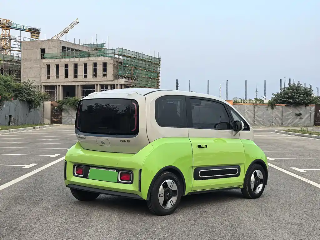 Baojun KiWi EV 2022 — фото 2