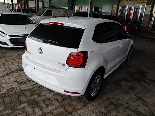 Volkswagen Polo 2016