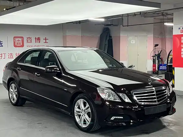 Mercedes-Benz E-Class 2010