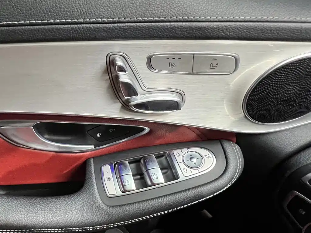 Mercedes-Benz GLC 2020 — фото 14