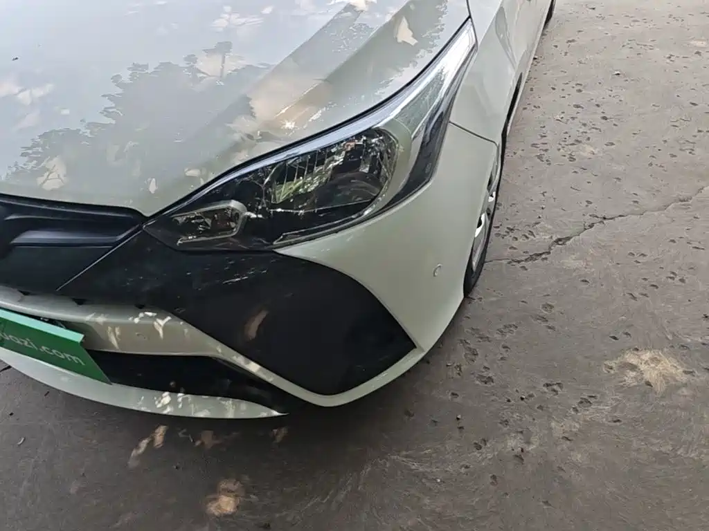 Toyota Yaris L 2018 — фото 24