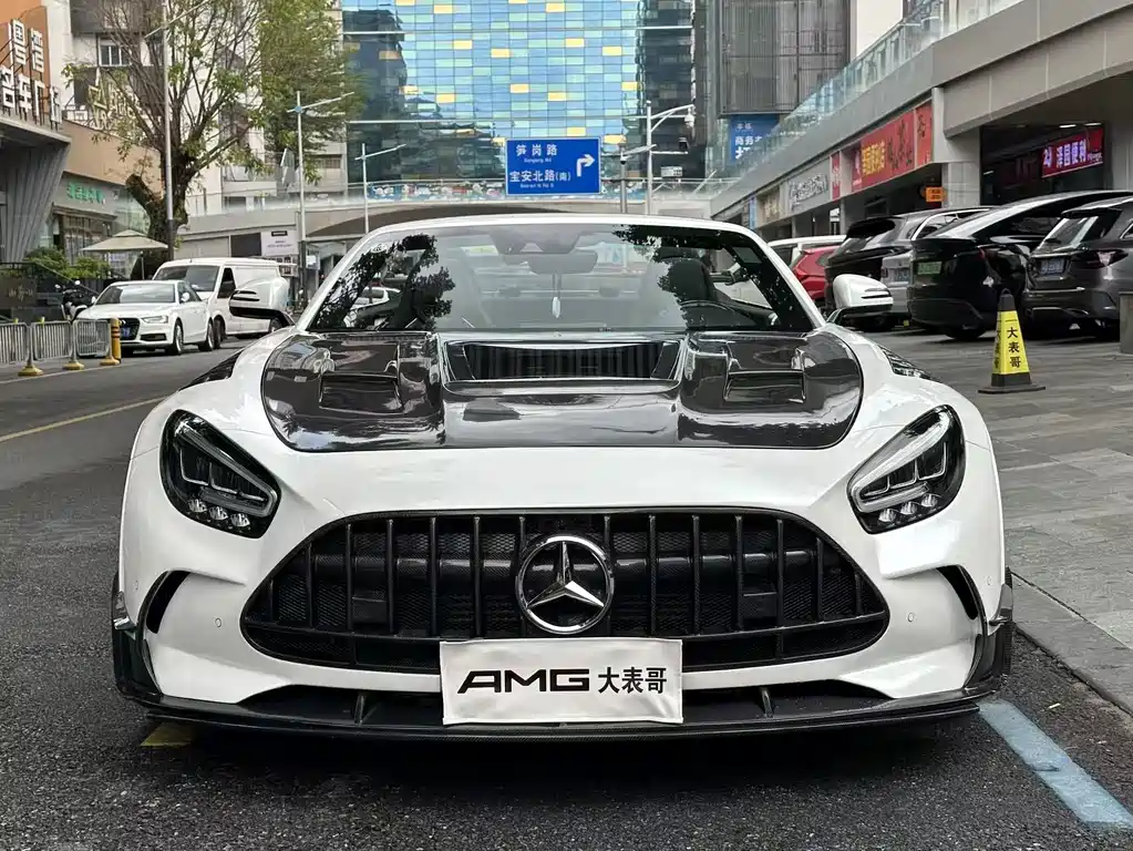 Mercedes-Benz AMG GT 2021 — фото 2