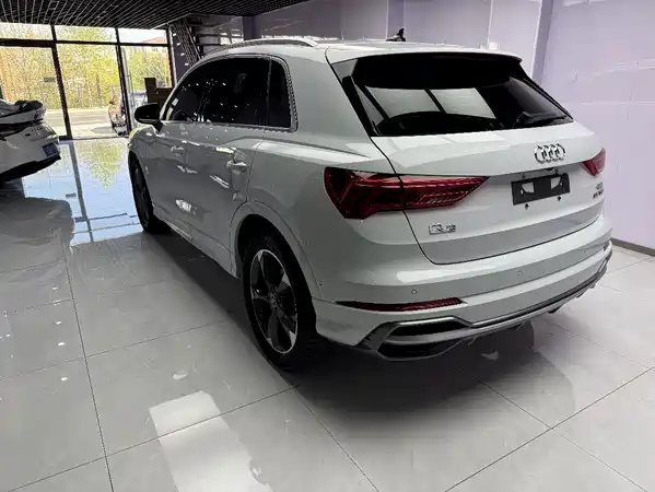 Audi Q3 2022