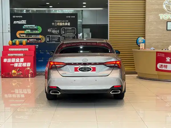 Toyota Avalon 2019