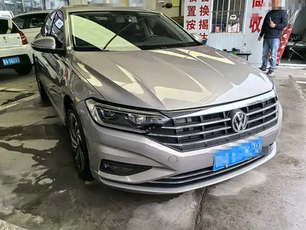 Volkswagen Sagitar 2022