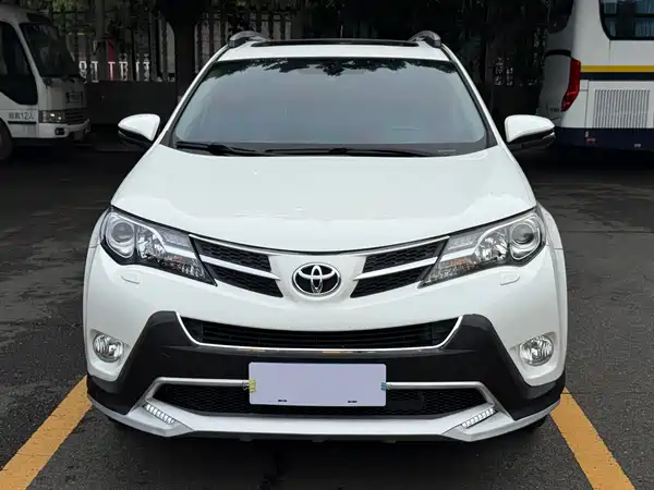 Toyota RAV4 2013