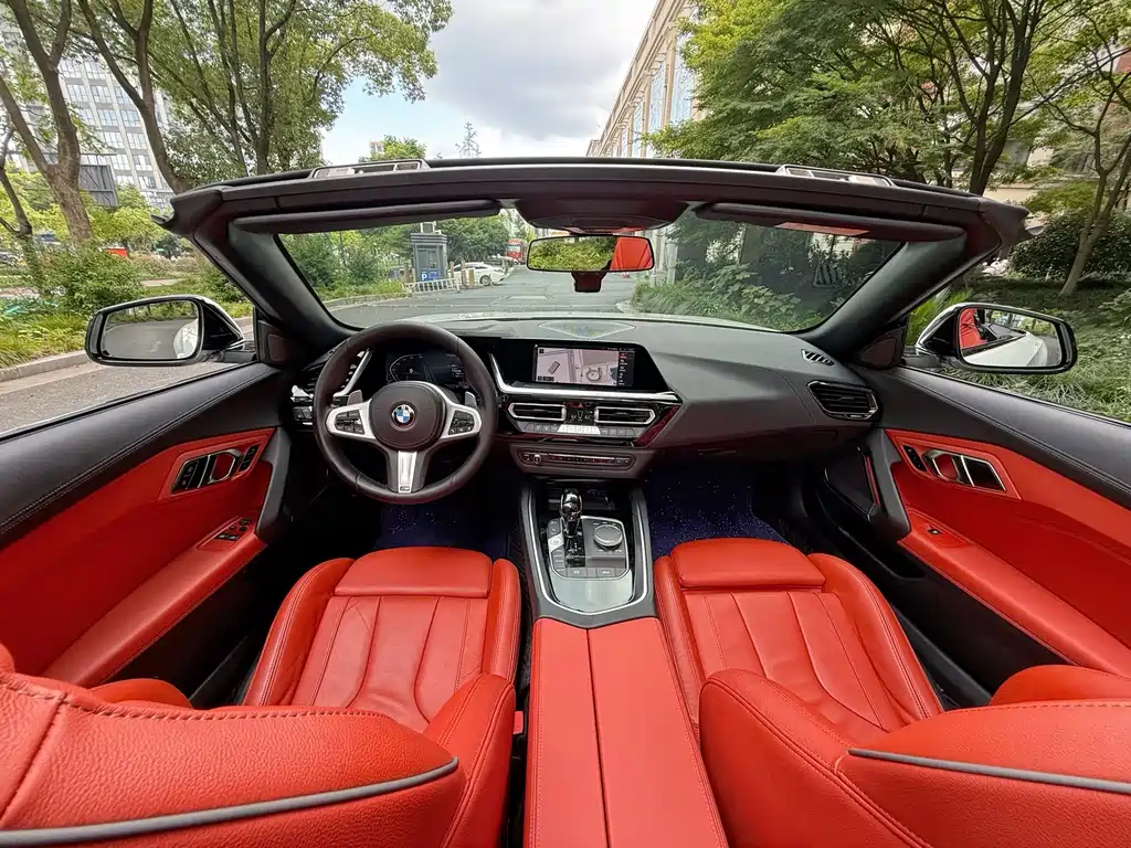 BMW Z4 2022 — фото 12