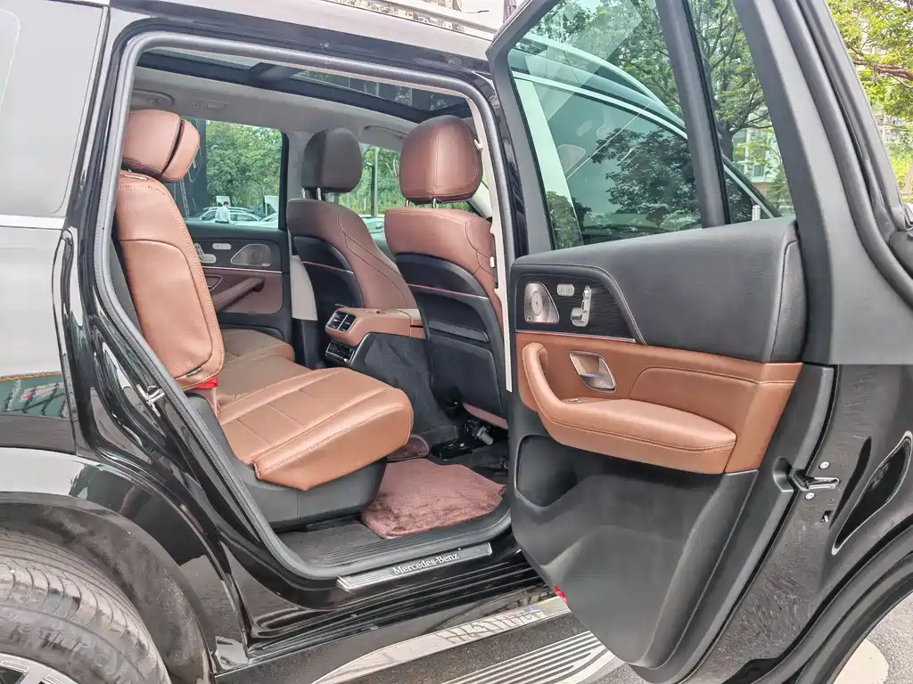 Mercedes-Benz GLS 2024 — фото 18