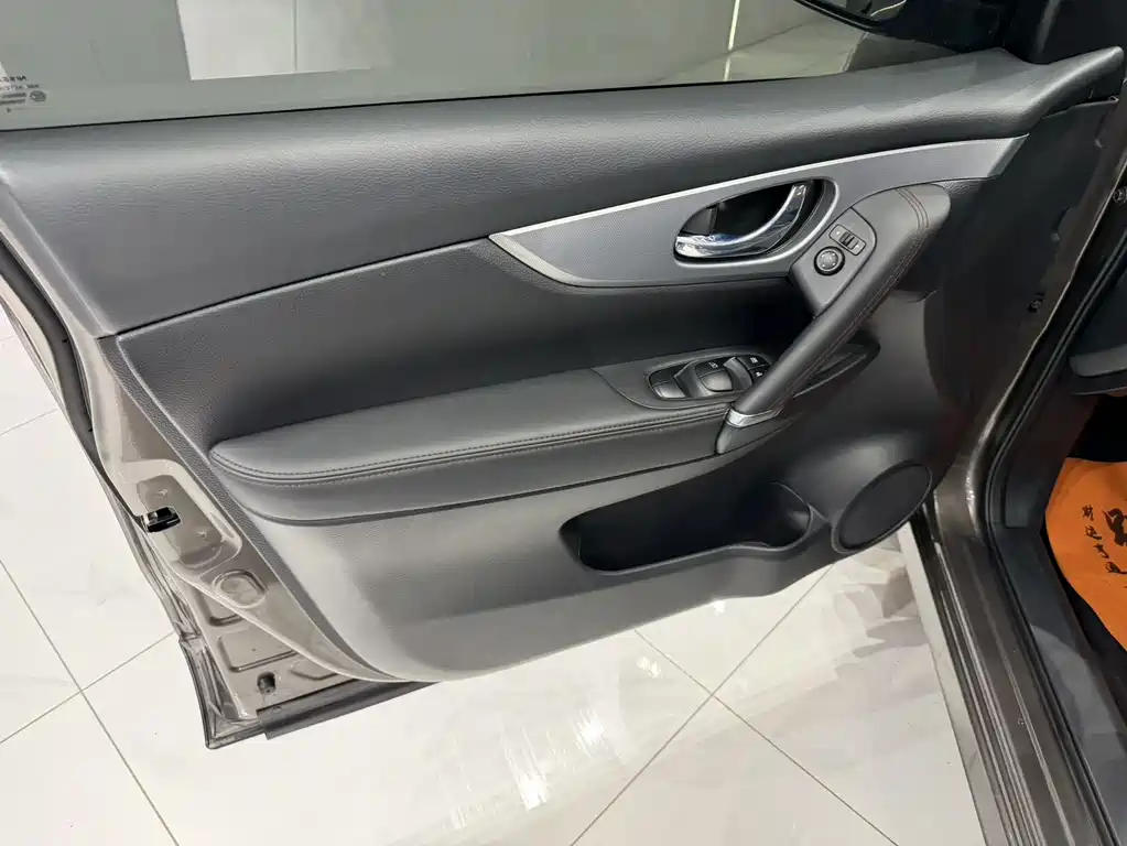 Nissan Qashqai 2023 — фото 8