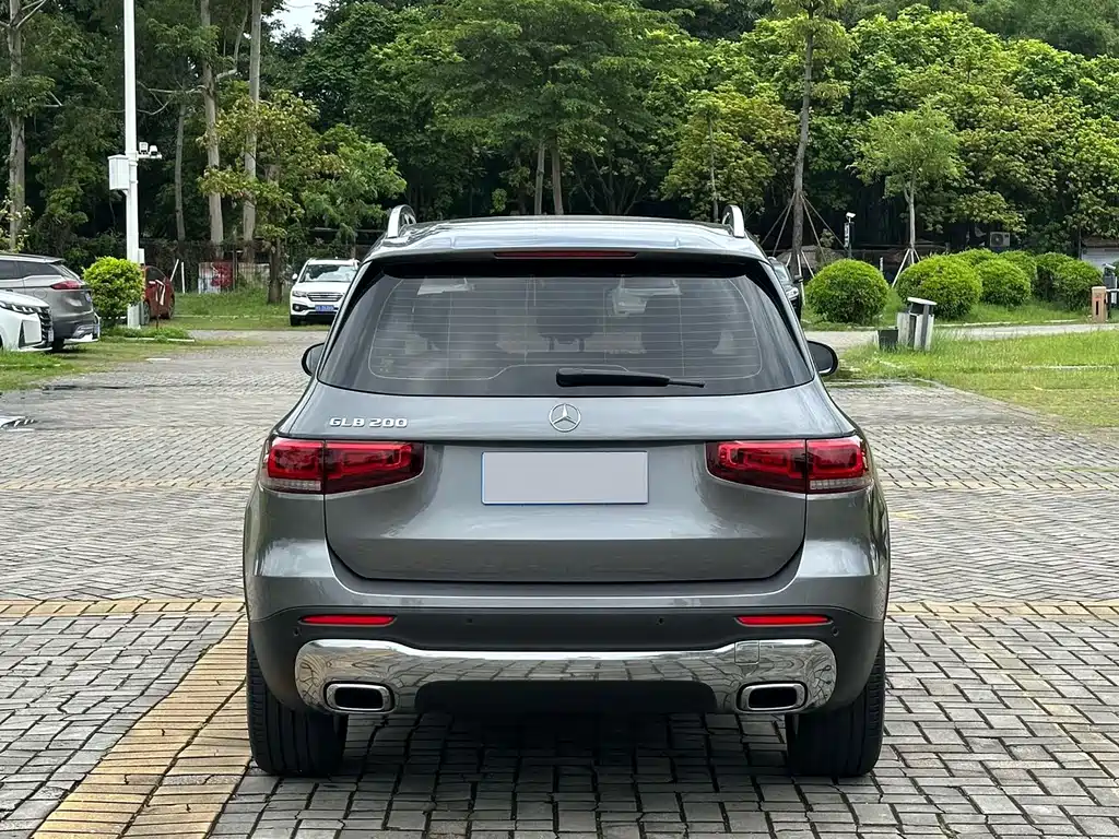 Mercedes-Benz GLB 2021