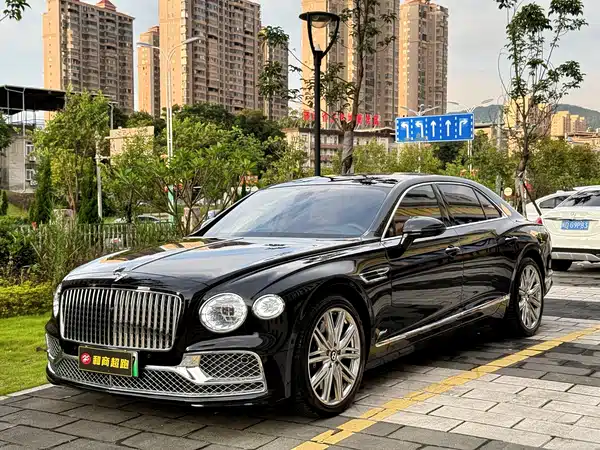 Bentley Flying Spur Plug-In Hybrid 2022