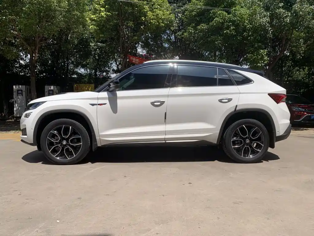 Skoda Kodiak GT 2021 — фото 15