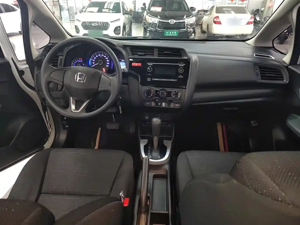 Honda Fit 2017 — фото 6