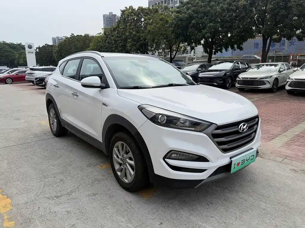Hyundai Tucson 2016 — фото 3