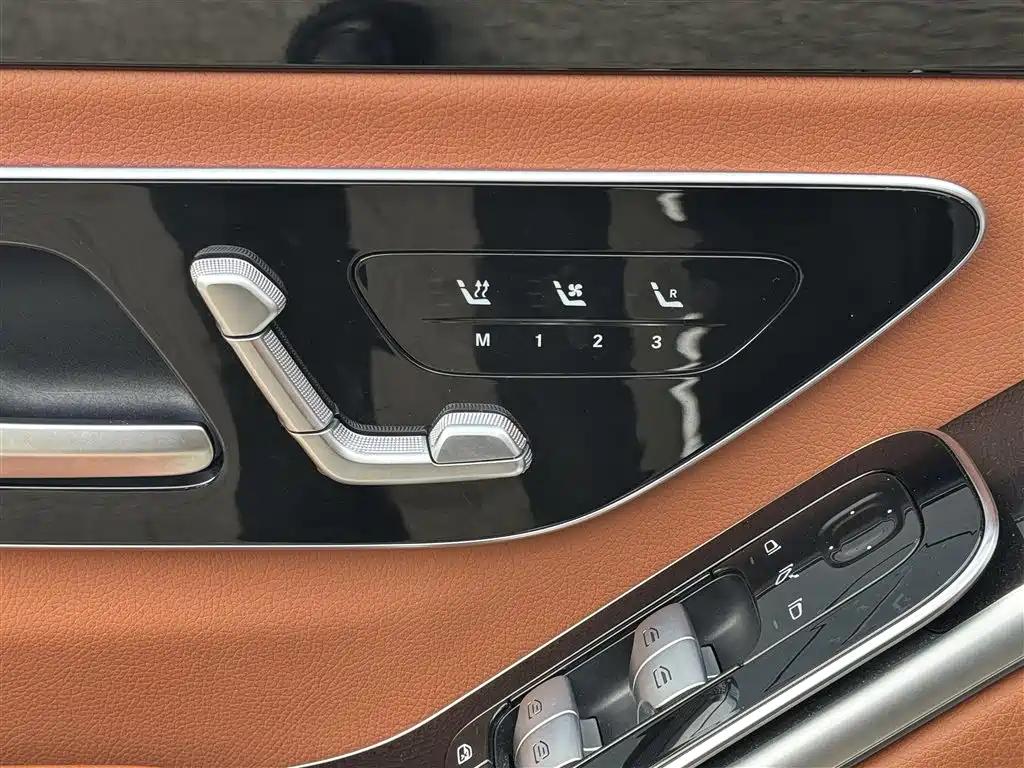 Mercedes-Benz S-Class 2024 — фото 14