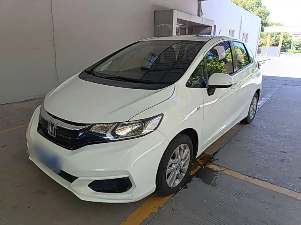 Honda Fit 2018 — фото 2
