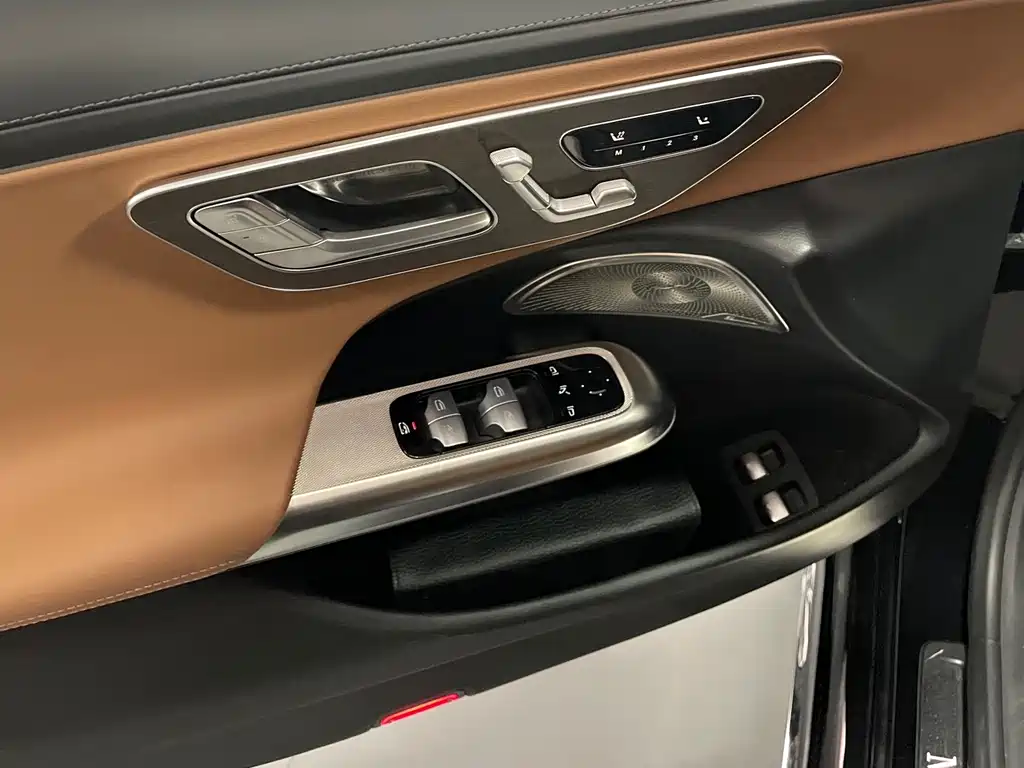 Mercedes-Benz E-Class New Energy 2025 — фото 13